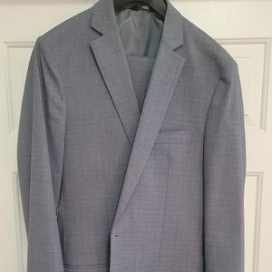 NEW | NEVER WORN | 2 PIECE SUIT | HAGGAR SLIM FIT 42L LIGHT BLUE CHECK